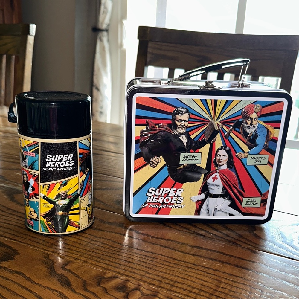 Super Heroes of Philanthropy Metal Lunchbox and Thermos Set - Multicolor
